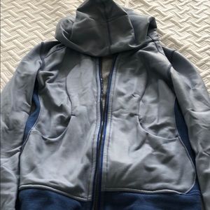 Lululemon fitted jacket, size 6